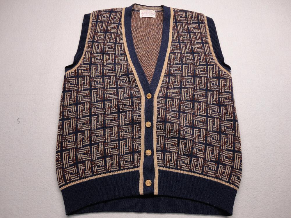 Pendleton Sweater Vest Womens L PET Blue 100% Wool Geometric V Neck Made USA